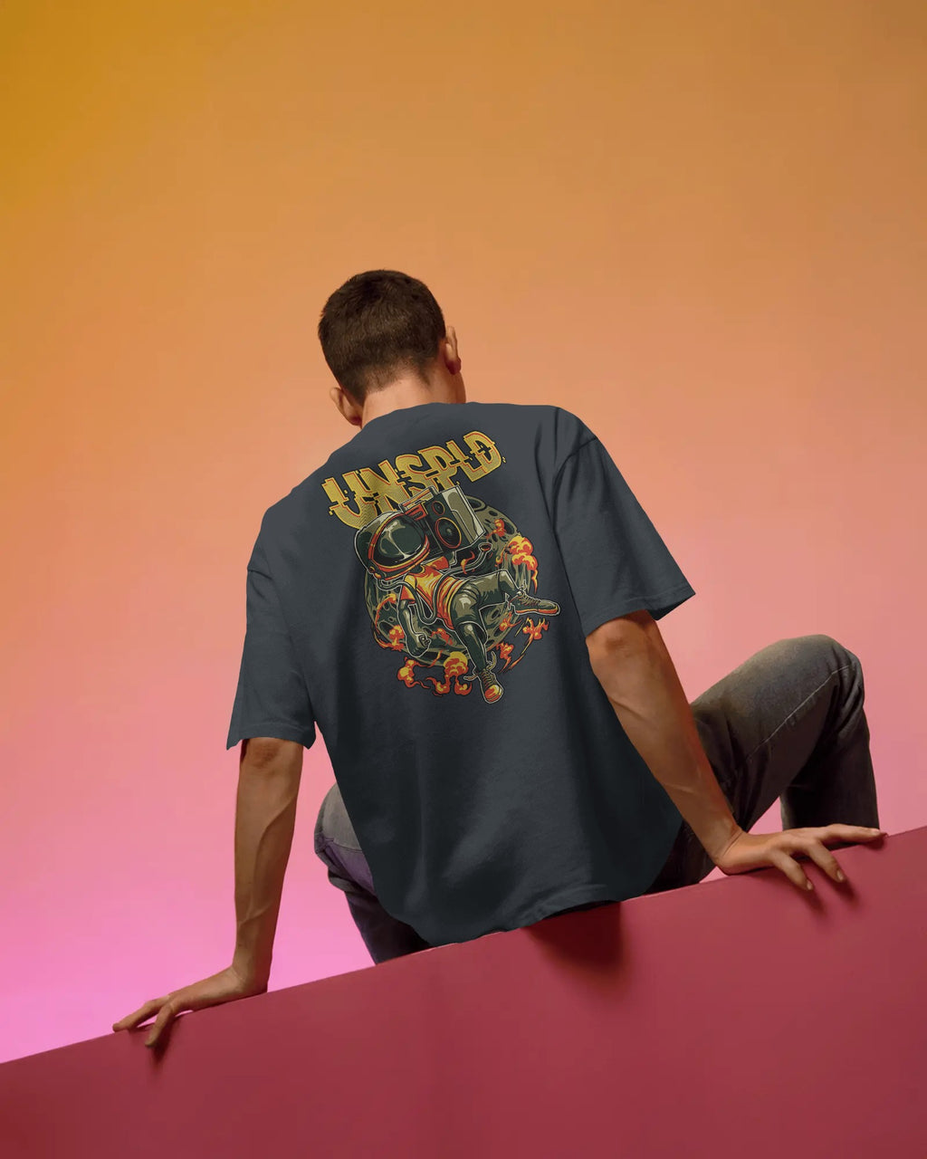 Men's Boxy T-Shirt – Astronaut Moon Design, Streetwear Fit